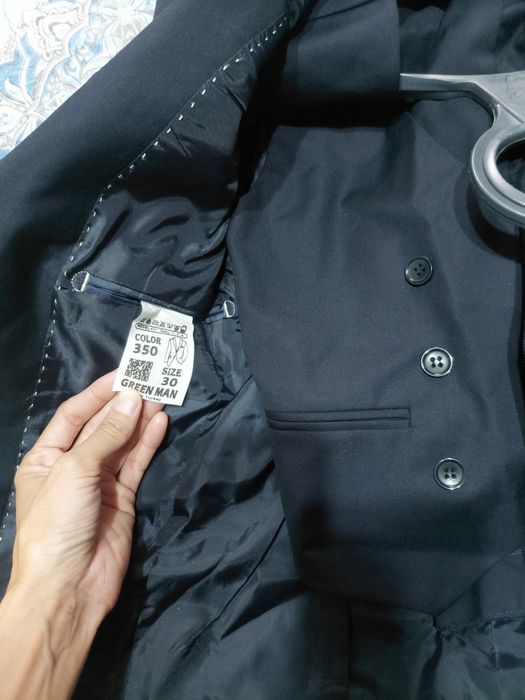 Продам костюм детский турецкий тройка
