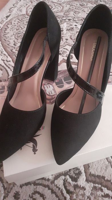 Продам туфли 3000т срочно