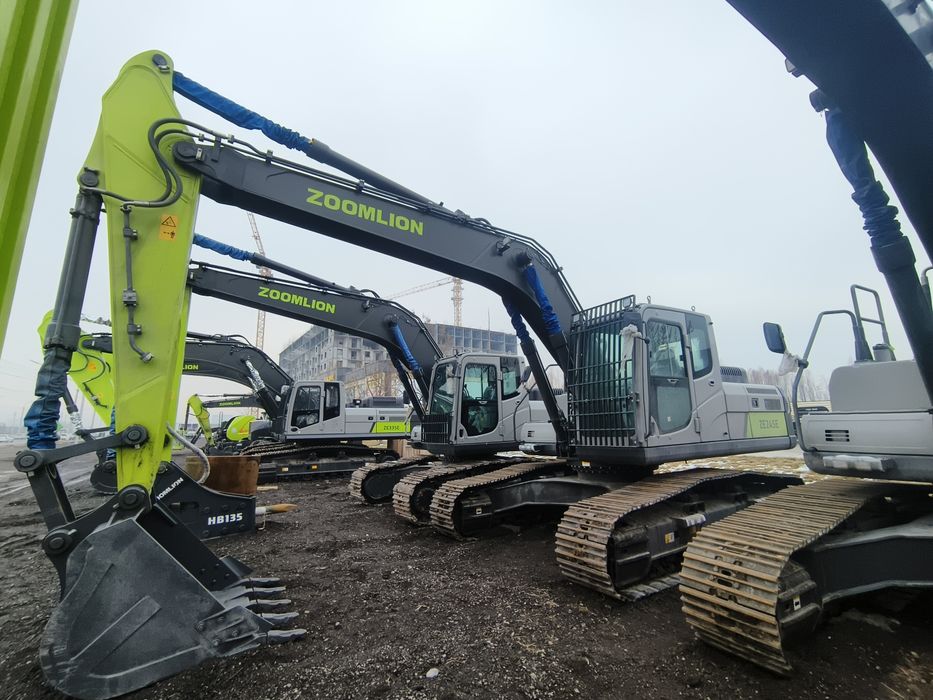 Гусеничный ЭКСКАВАТОР ZE245G новый в наличии