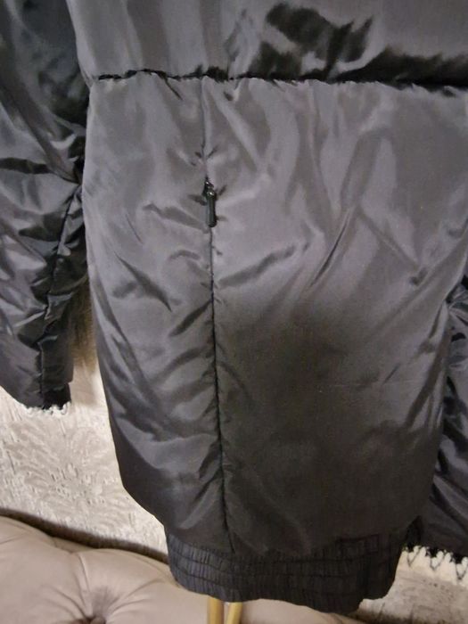 Urgent Geaca chanel M