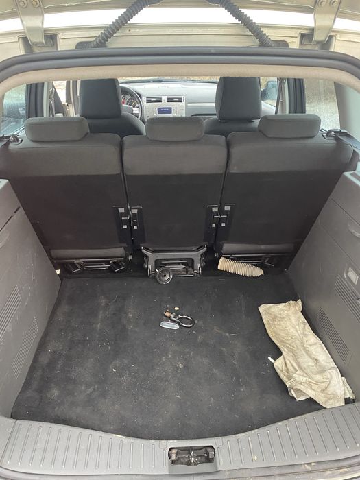 Dezmembrez Ford Focus C-max titanium powershift 6DTC450