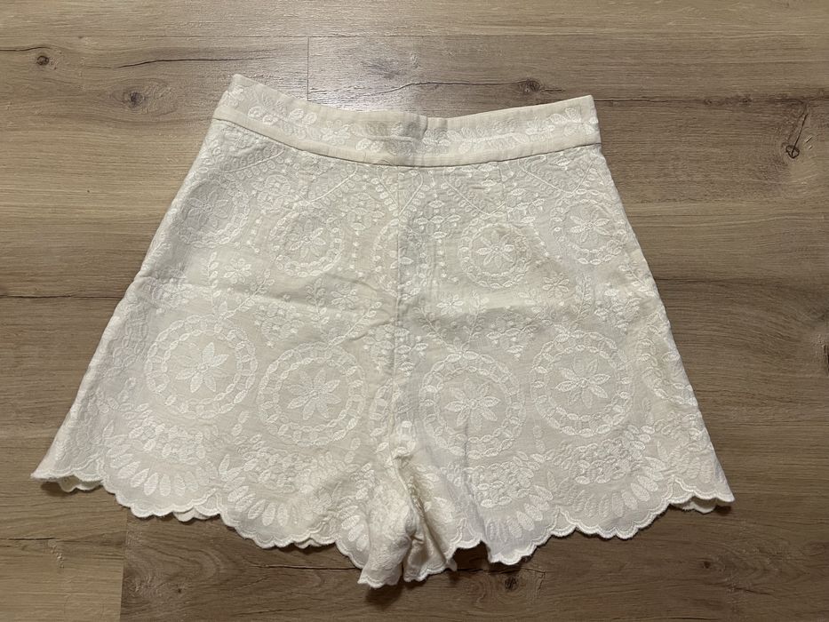 Къси панталони Zara