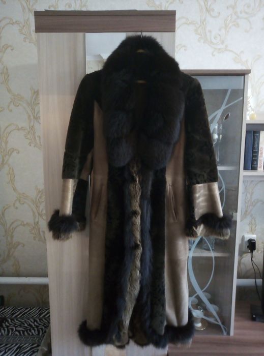 Продам дублёнку ,очень теплая