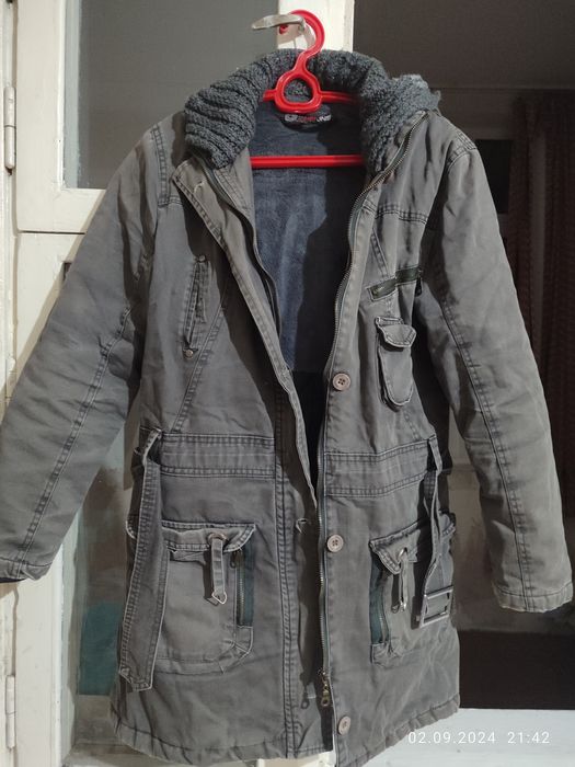 женские одежда все састаяние отлично  размер 46.48