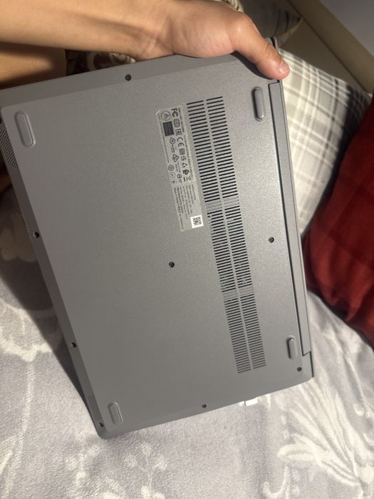 Продается ноутбук Lenovo Ideapad3 8/256