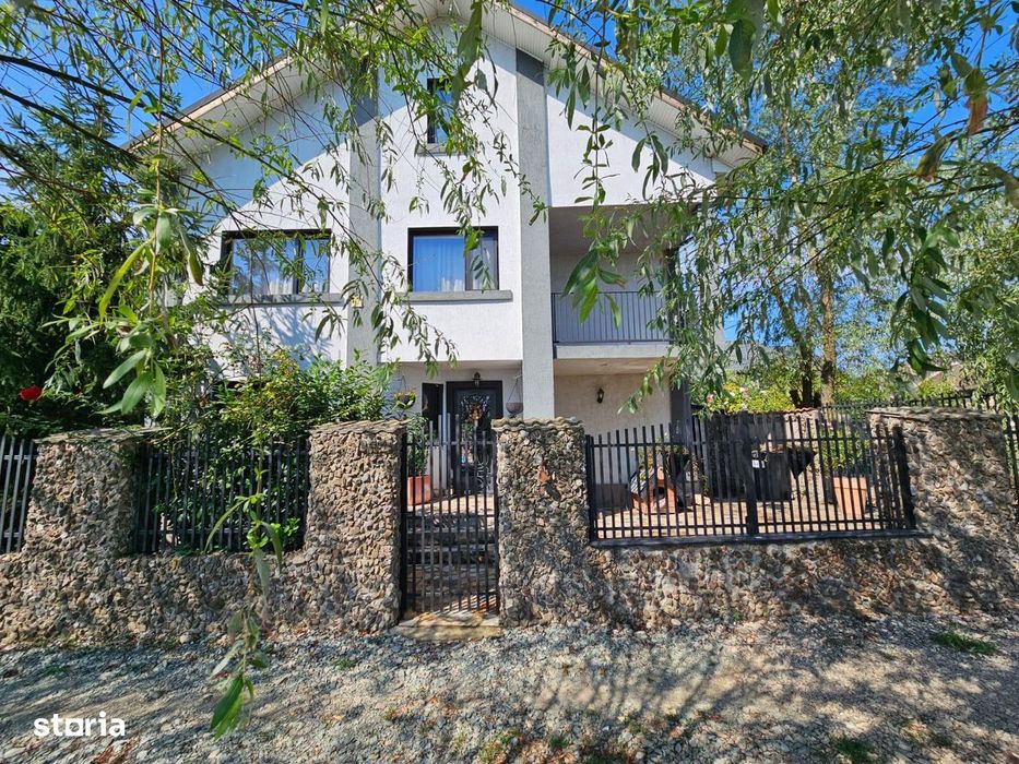 Vila single 4 camere-300 mp utili, teren 900 mp-Piscina-Bragadiru