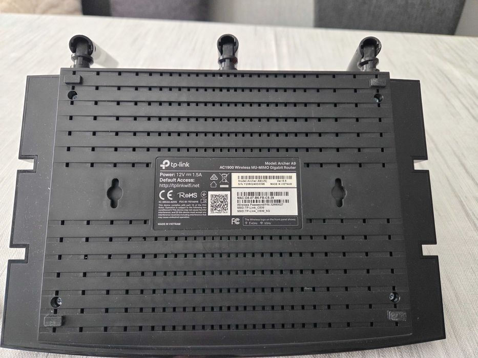 Продавам Wi-Fi рутер TP-Link Archer A9 (AC1900, MU-MIMO, Gigabit)