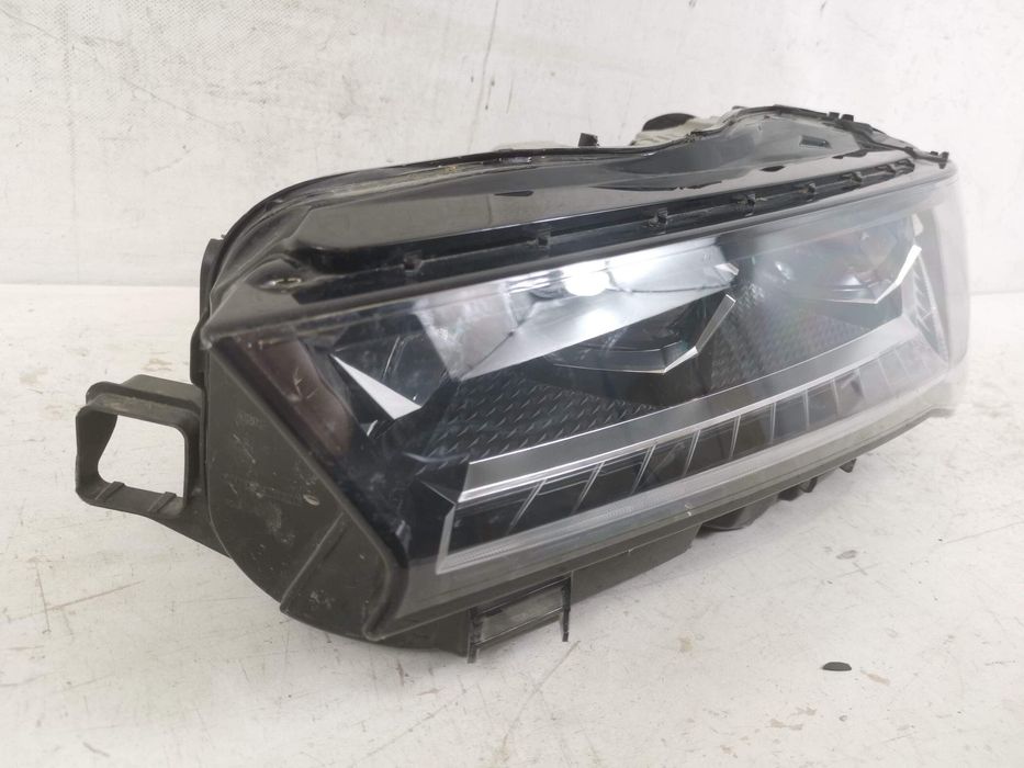 Скода Суперб 4 / Skoda Superb 4 Ляв фар Full Led Matrix Skoda Superb 4
