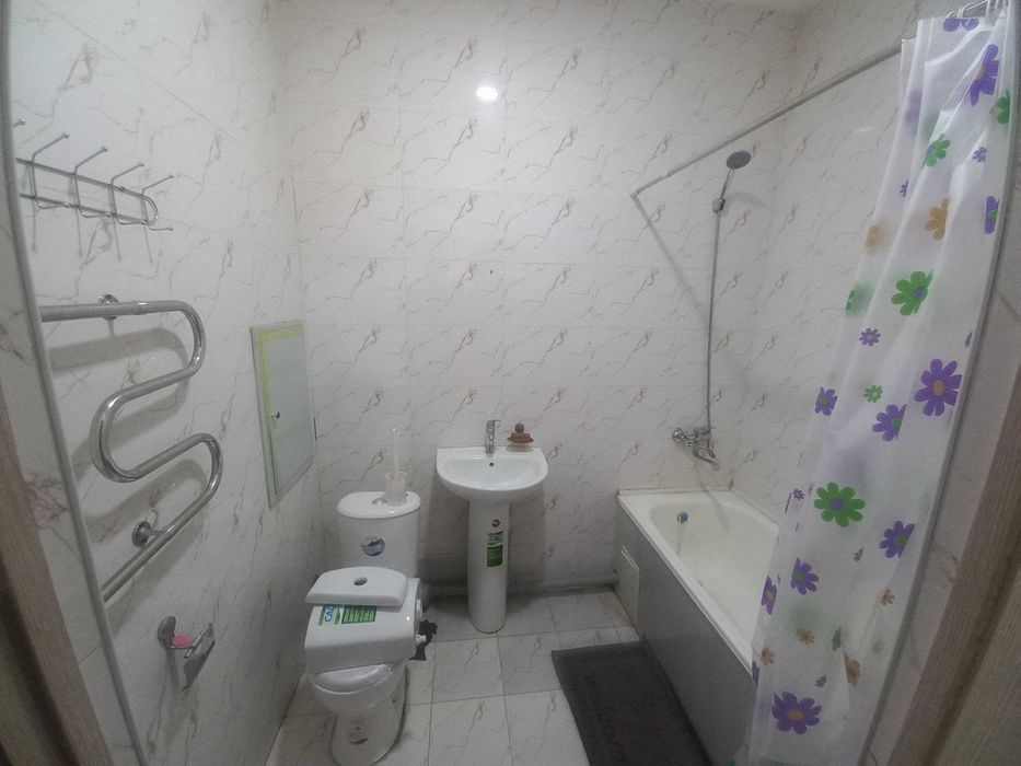 2 хоналик уй ижарага берилади ёки сотилади