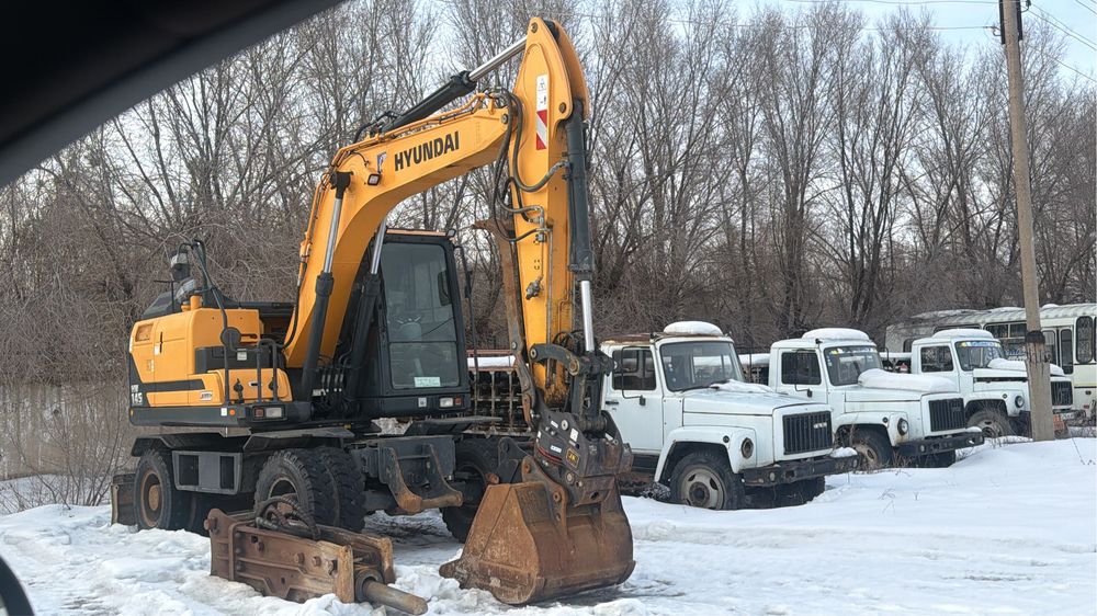 Услуги колесного экскаватора