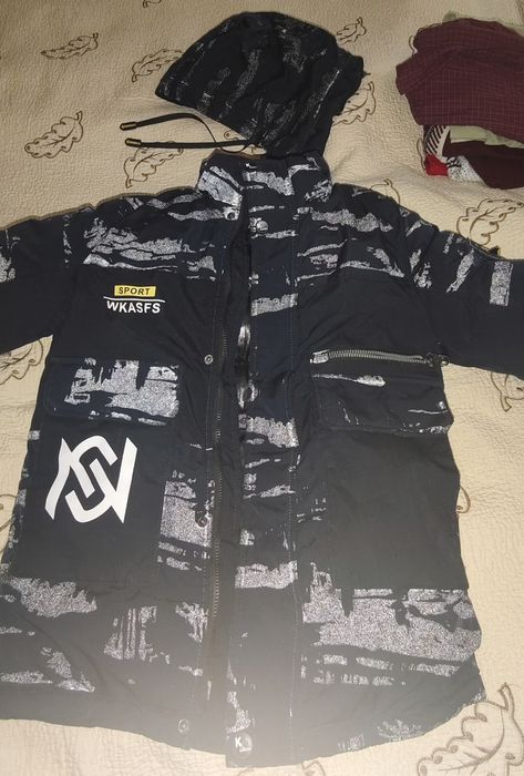 Продаётся детская куртка зимняя