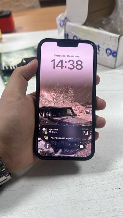 iPhone13  белый цвет