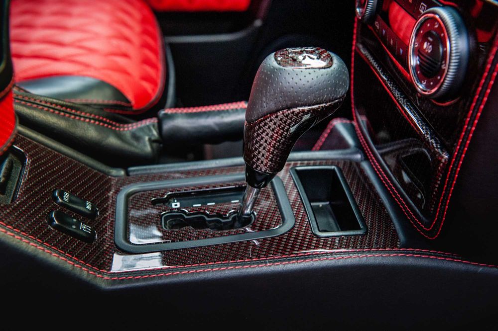 Изработка и ремонт на детайли от карбон