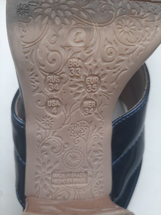 Летнии босоножки