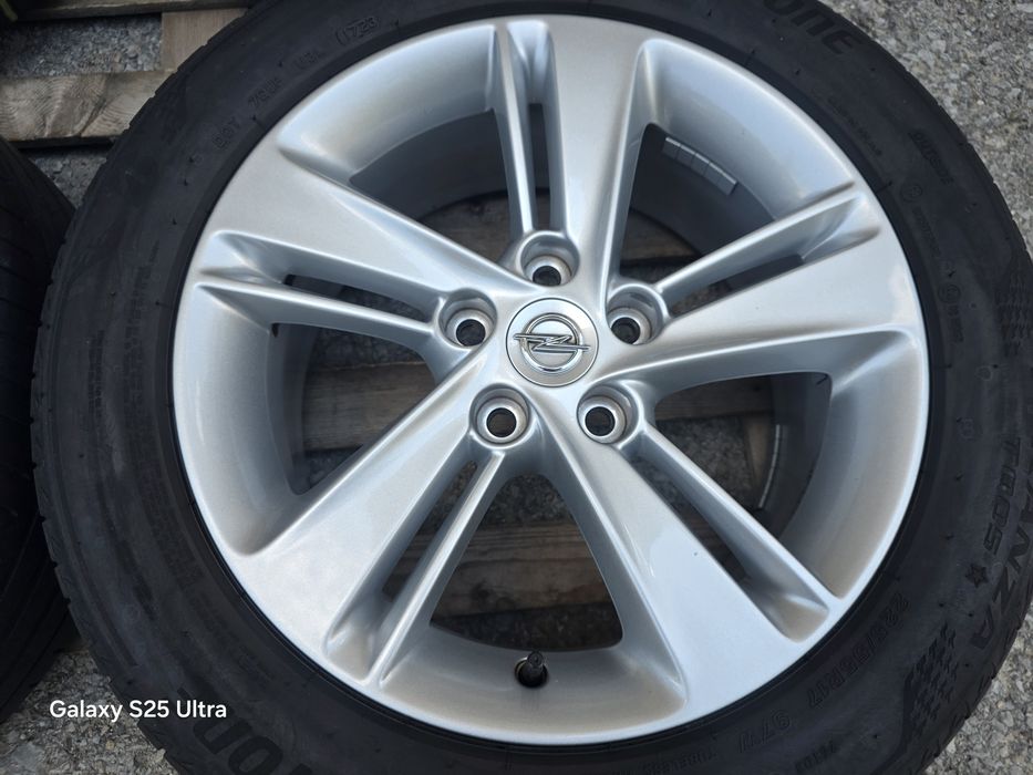 Лети джанти 17ки 5х115 Opel, Chevrolet + летни гуми 225/55/17 Bridgestone