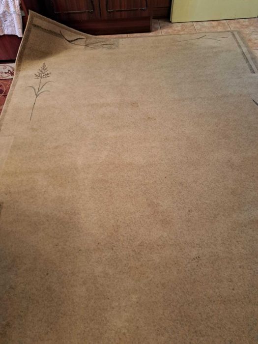 Вълнен килим 200 на 290см