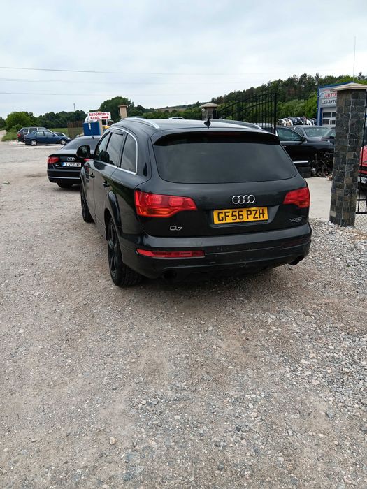 Audi Q7 3.0 TDI  BUG ,233 к.с. , 20 броя на части