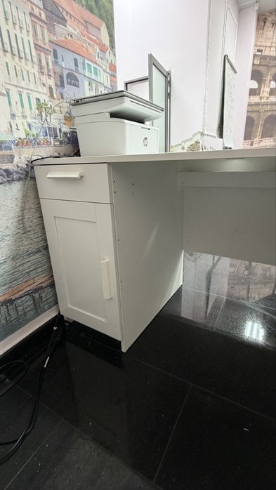 письменный стол IKEA BRIMNES (БРИМНЭС)