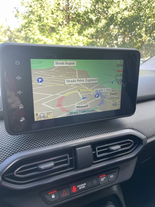 Navigatie MediaNav Dacia Logan 3/Sandero 3