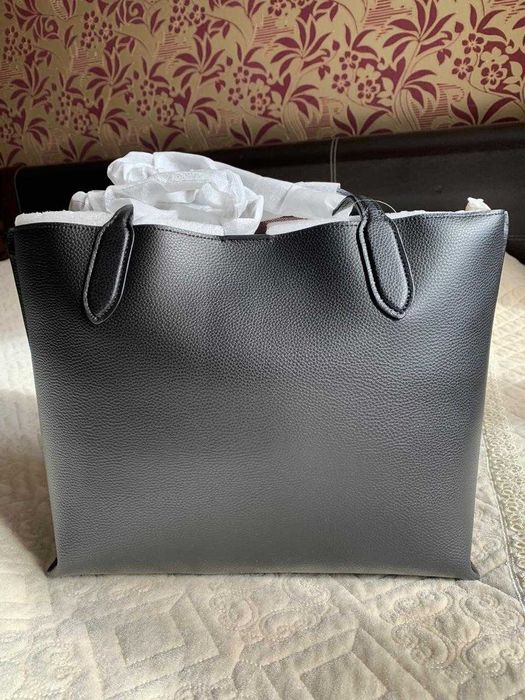 Продам оригинальную сумку фирмы "Coach"