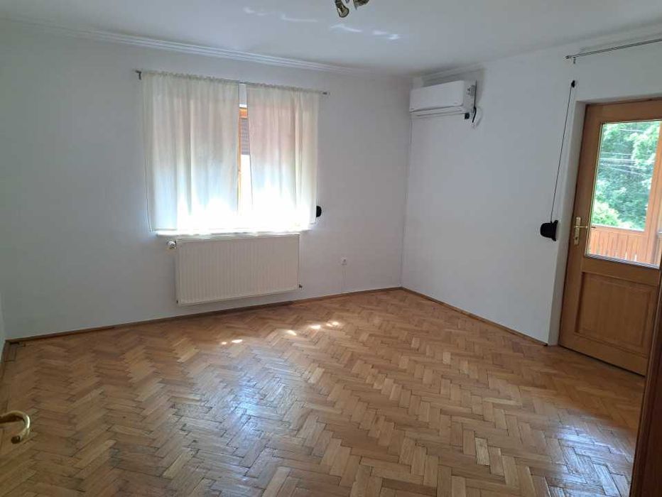 Vila de inchiriat ,Cartier Trivale,Pitesti