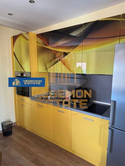 Продава се Двустаен апартамент в Варна, Цветен квартал - 65 кв.м за 2539 €/кв.м - Снимка #2