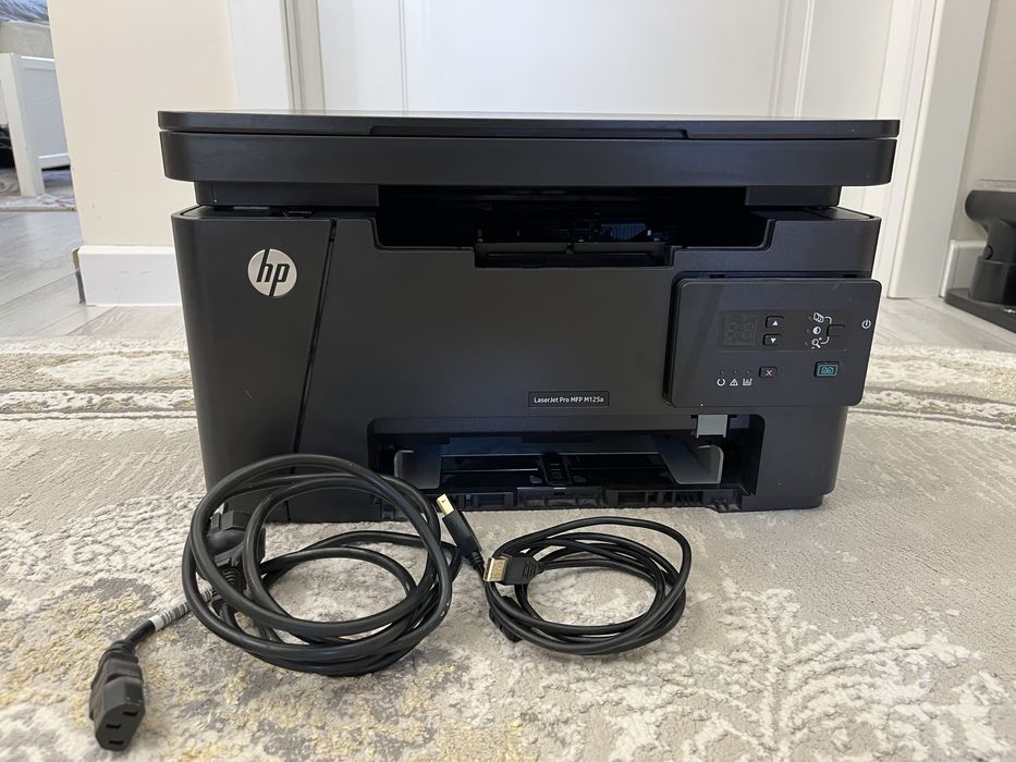 Продается HP LaserJet Pro MFP M125a в идеальном состоянии