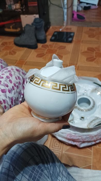 Продаю чайный сервиз
