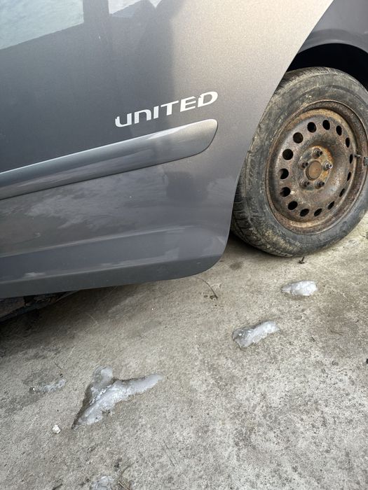 Usa ,portiera , stanga spate vw golf 5 Plus