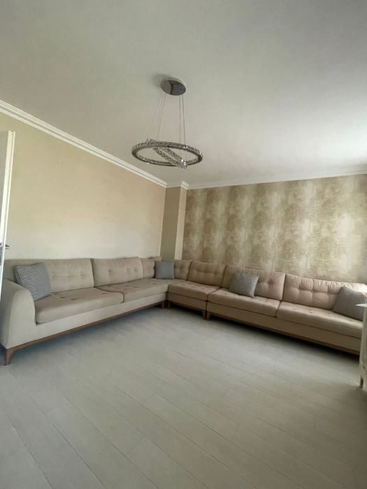 Бежов Ъглов диван