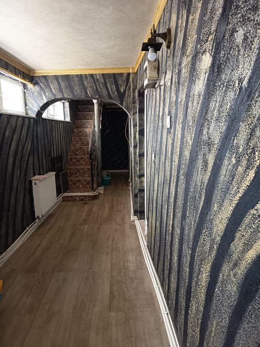 Vând vila/casa 4 dormitoare