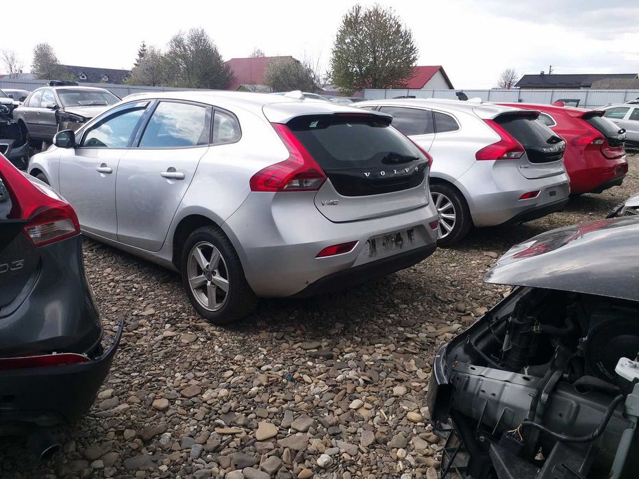 Piese Sh + Accesorii Volvo V40 Model 1998-2018