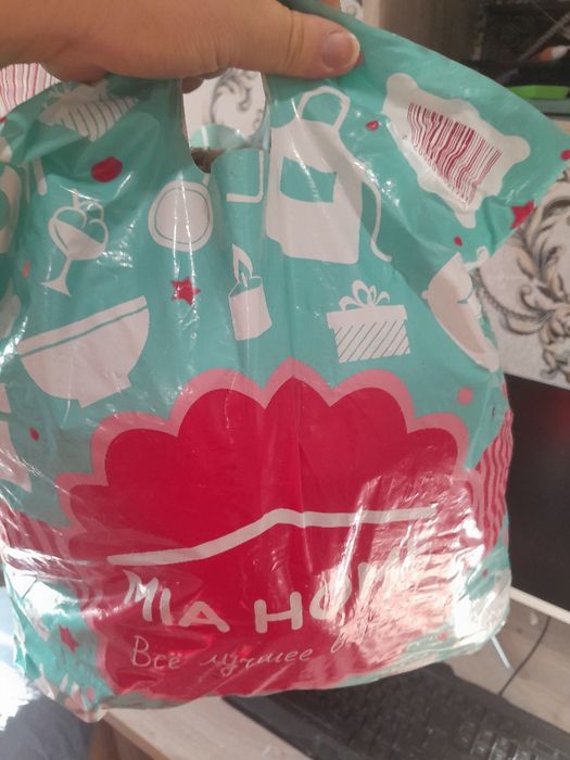 Отдам даром вещи на мальчика