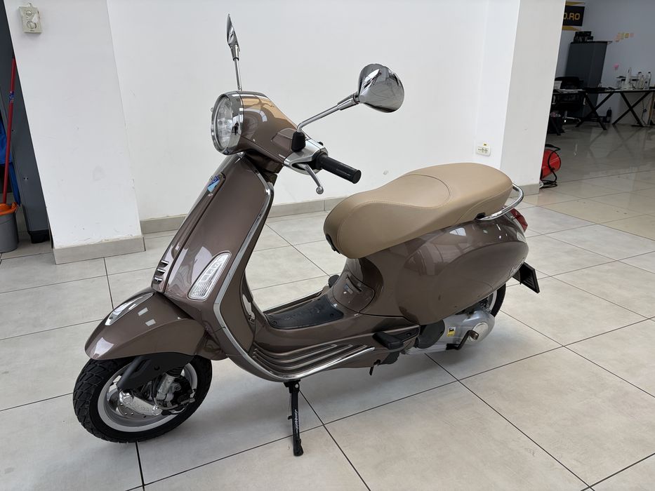 Scuter Vespa 2015- 125Cm -2970Km | Finantare | Rate Fixe Pret.3450€