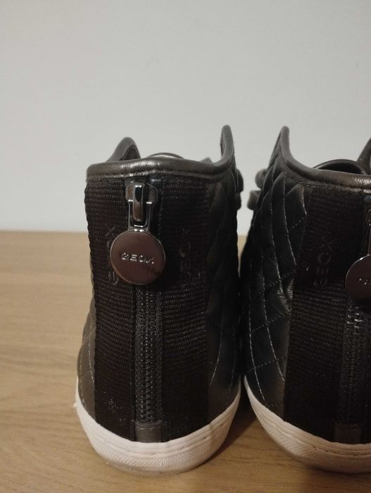 Teniși Geox, purtați foarte puțin, ca noi
