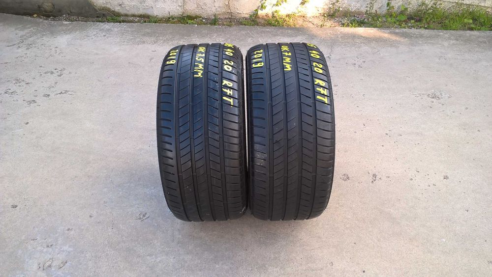 Doua anvelope vara 305 40 20 bridgestone alenza 001 run flat 7,5 mm