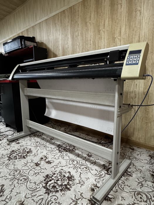 Плоттерная резка Продается