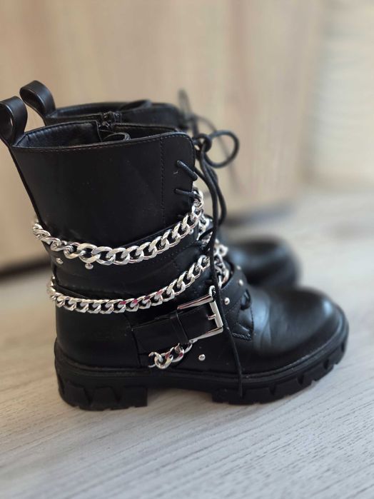 Дамски черни боти