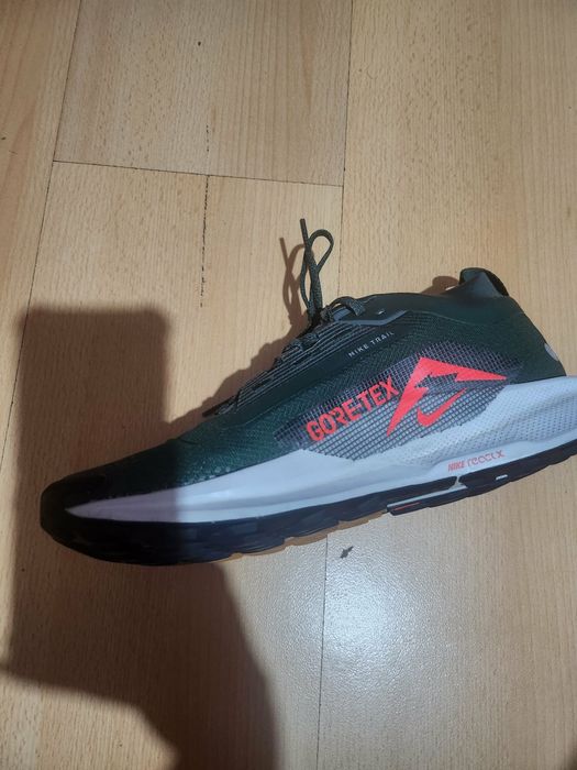 Маратонки Nike GORETEX