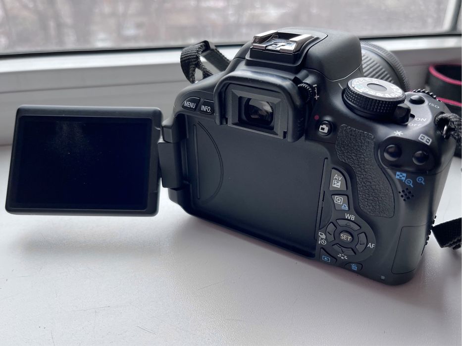 Фотоаппарат Canon EOS 600D