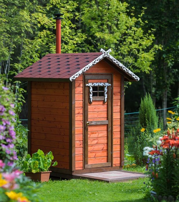 Туалет в Алматы уличный деревянный