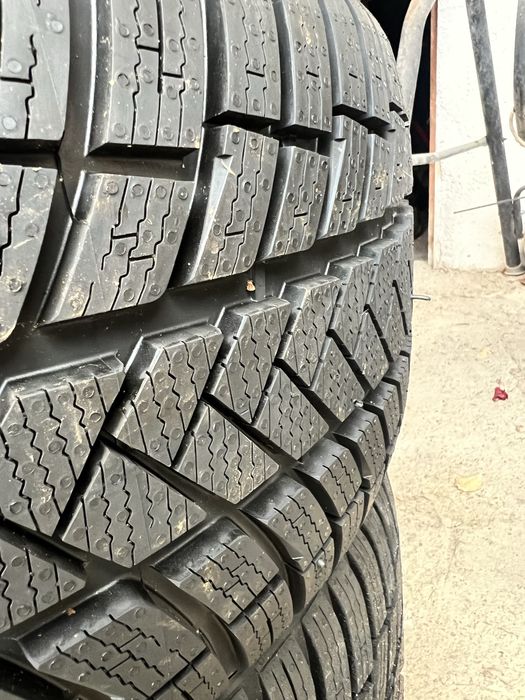 Чисто нови гуми VREDESTEIN 18 цола