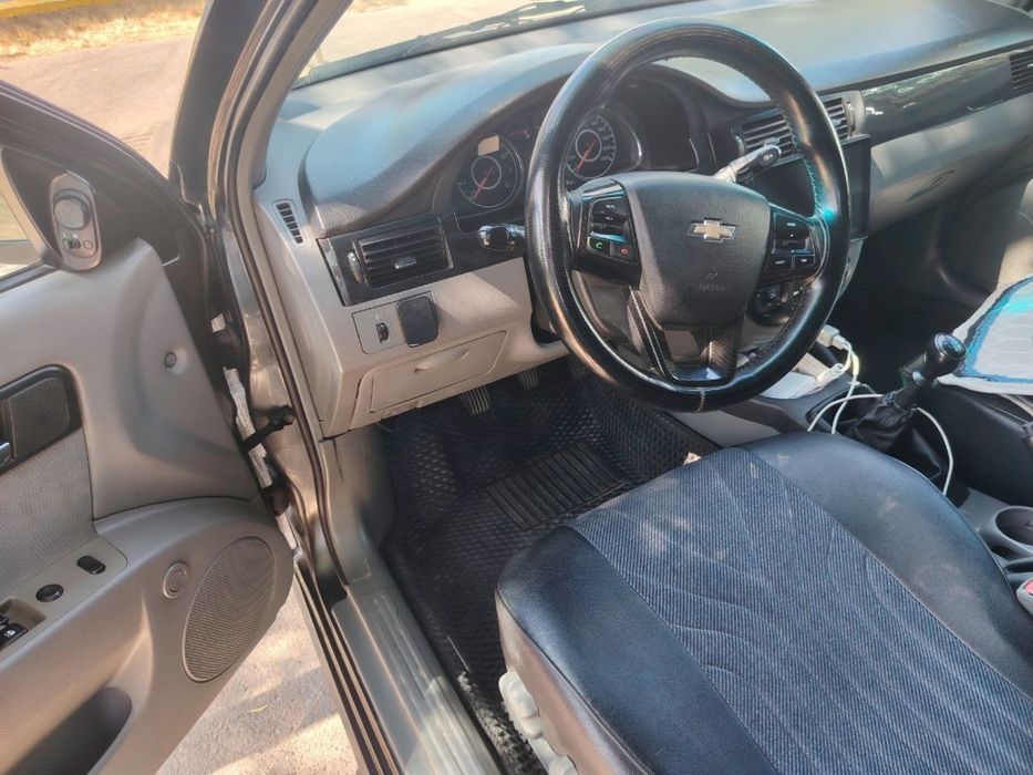 Chevrolet Gentra 1
