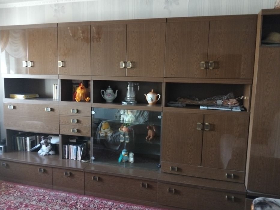 Отдам мебель  на дрова