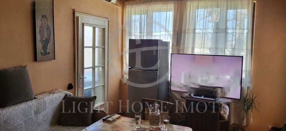 Продава се Тристаен апартамент в Пловдив, Център - 80 кв.м за 1495 €/кв.м - Снимка #2