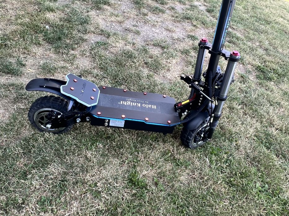 Q8-Scooter Électrique de Ville, Pneus Tout-Terrain, Amortisseur Hydraulique, 6000W, 60V, 35Ah