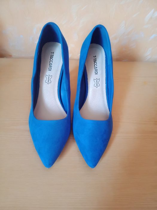 Продам туфли женские