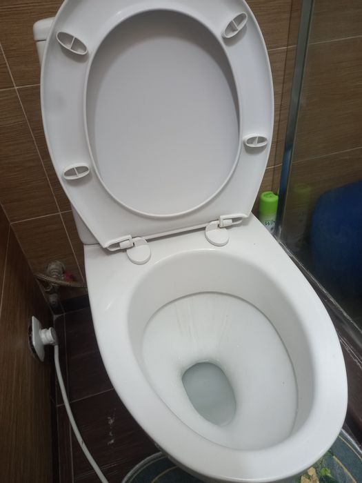 Продается Унитаз