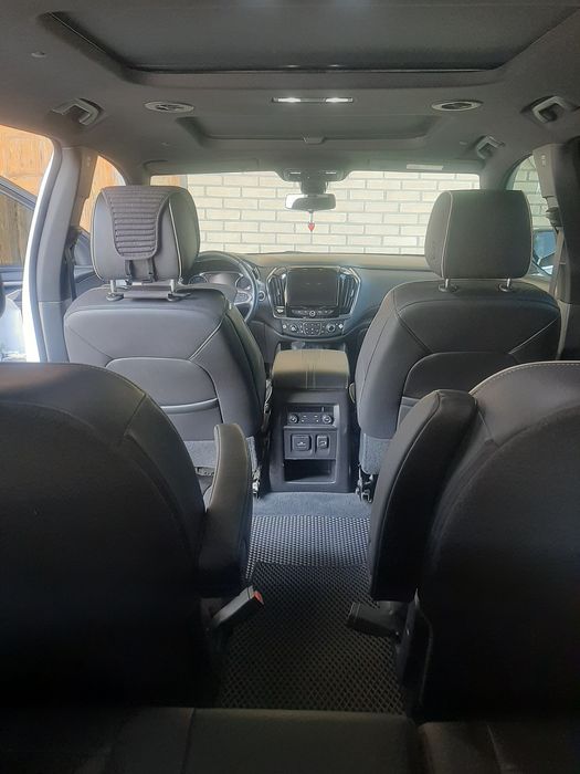 Прадам автомобил траверси