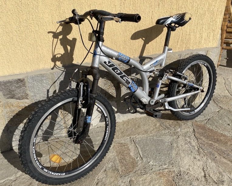 Колело 20 цола (сиво)